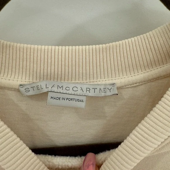 Stella McCartney Organic cotton sweatshirt featuring logo print.